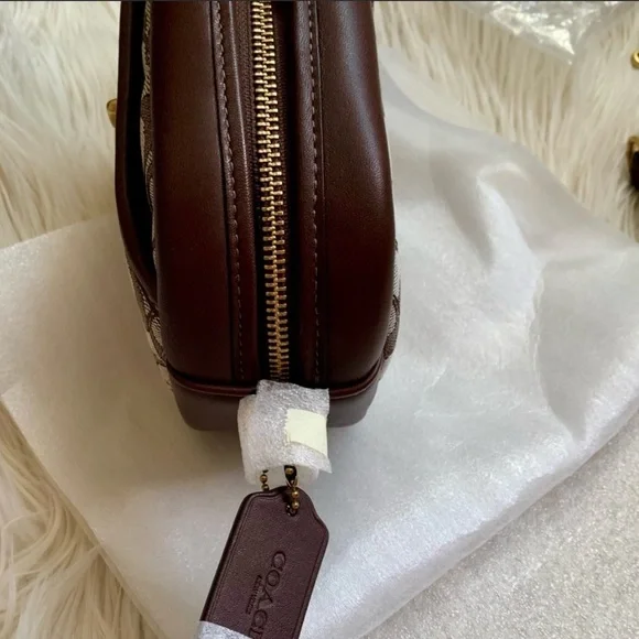 Coach Camera Bag Signature Jacquard - Picture 8 of 16